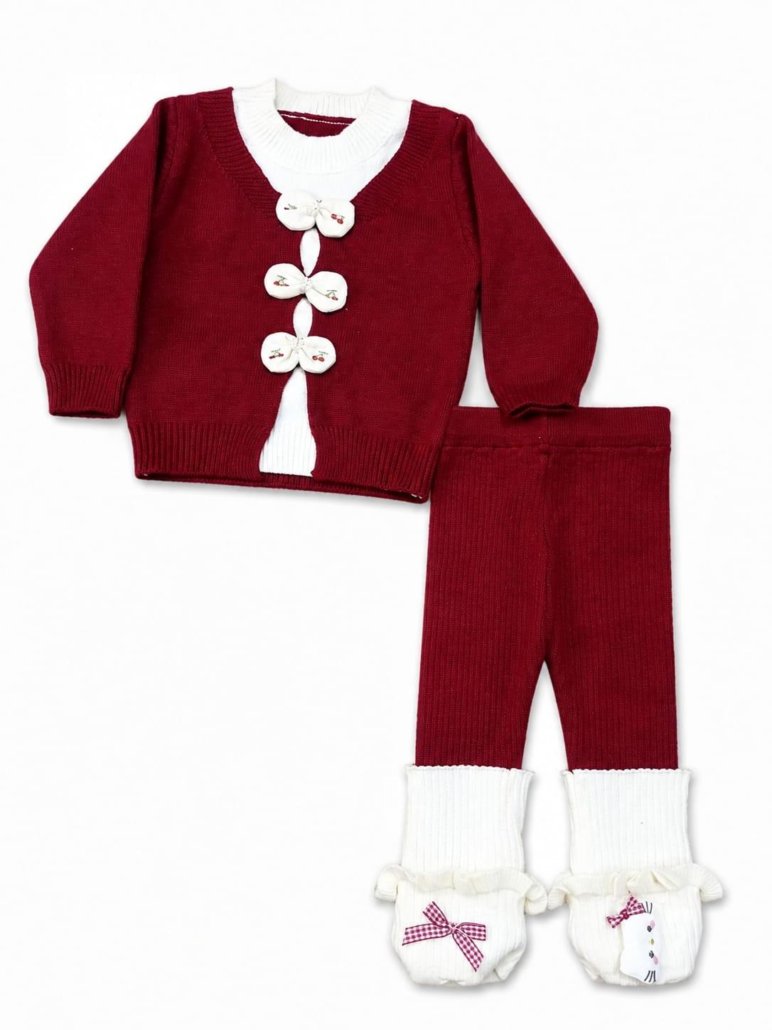 Cute MIni pearls Bow Shirt with Straight Trouser - Off White & Maroon