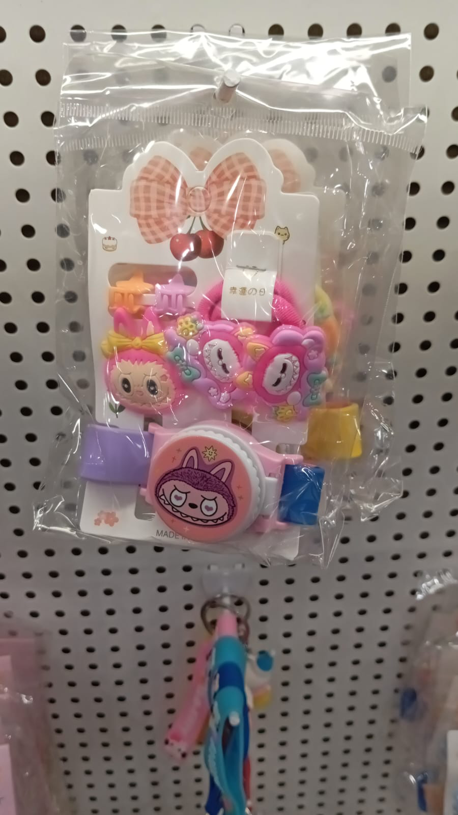 Laabubu Watch with Hair Pins Set