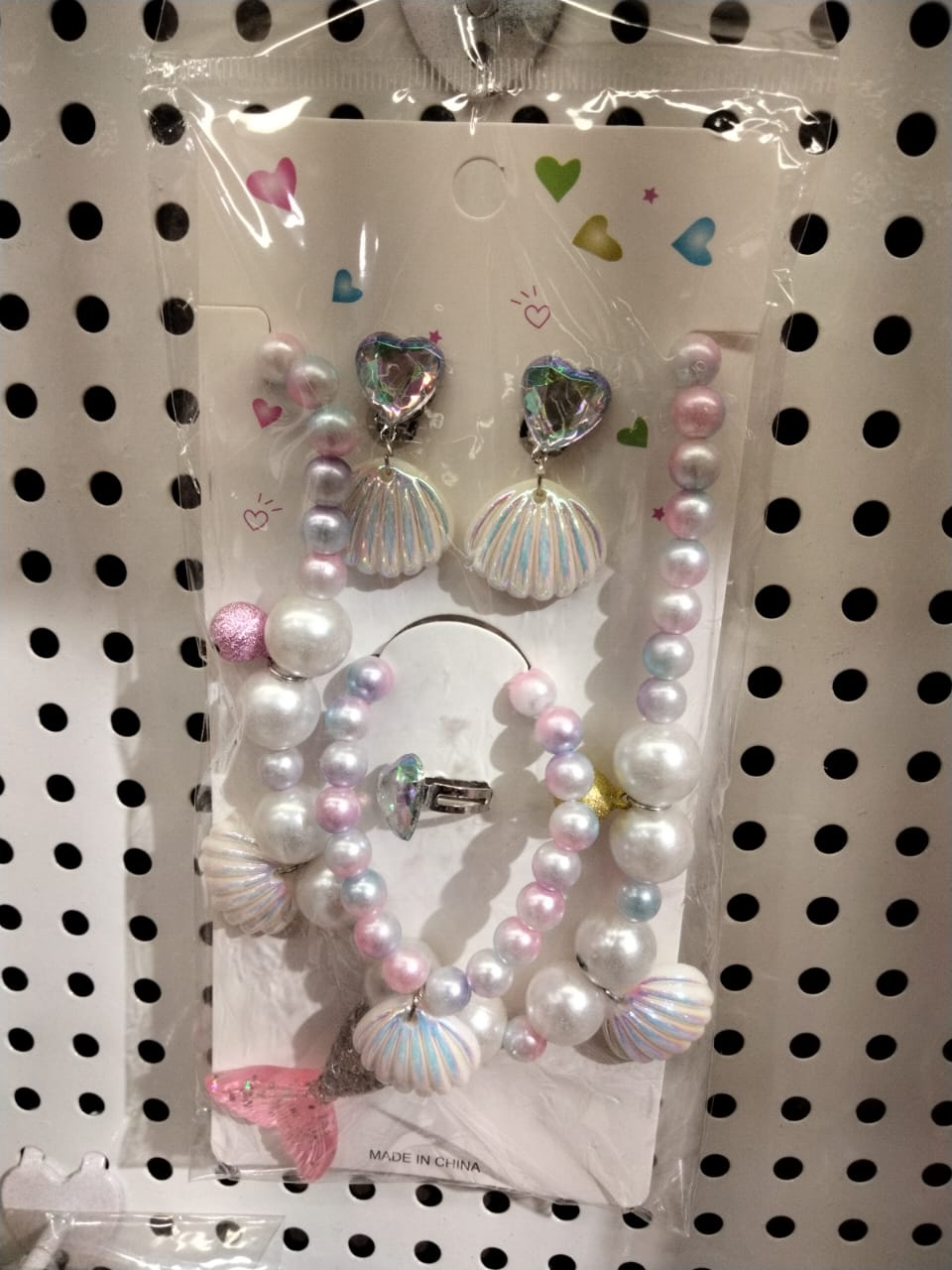 Shells With Pearls Necklace Set