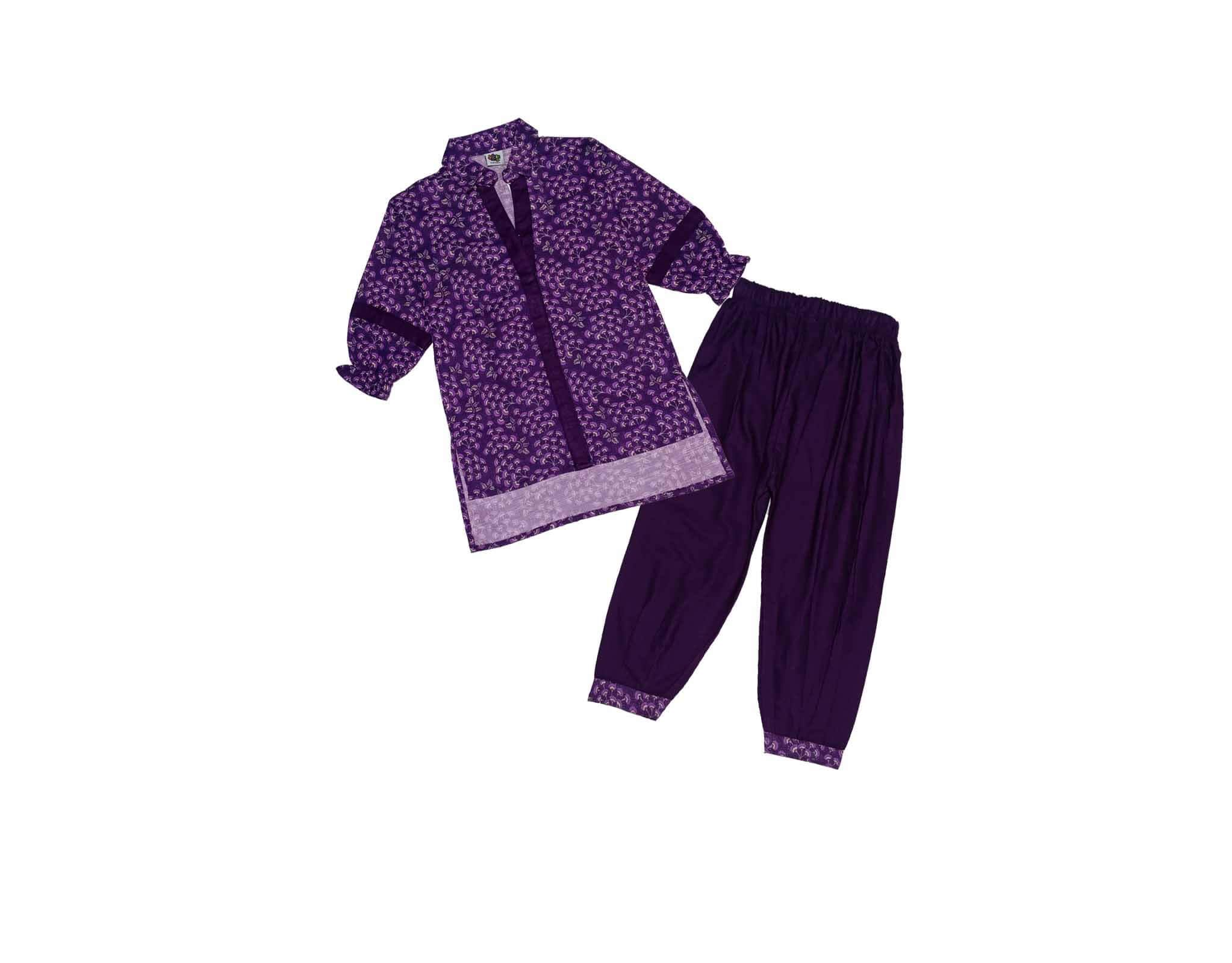 Purple Flowers Khaddar Kurti & Platted Trouser – Purple