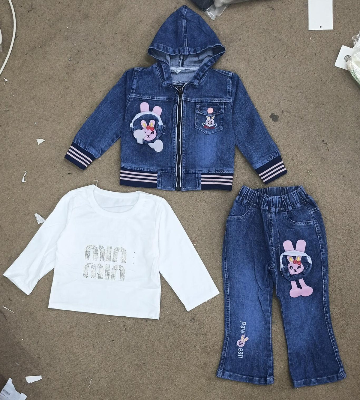 Baby Girls Medium-Wash Bunny Graphic 3-Piece - Denim