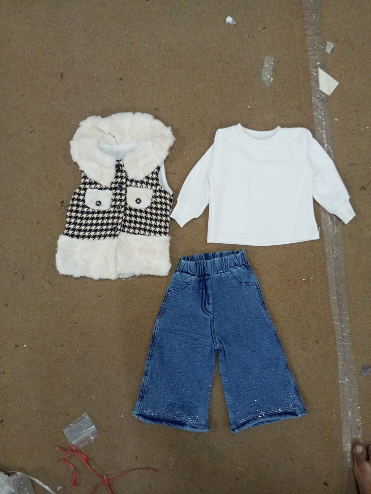 3PC-Girls Houndstooth Fur Vest & Denim-Off-White & Light-Blue
