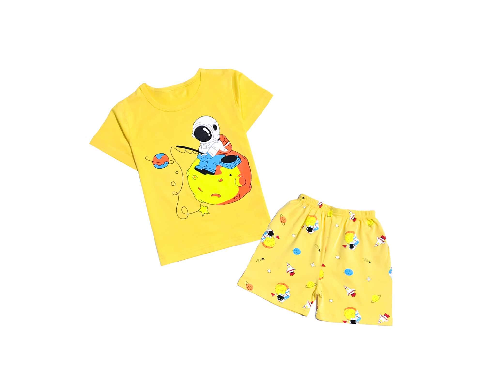 Aliens Catches Stars Tee & Short - Yellow